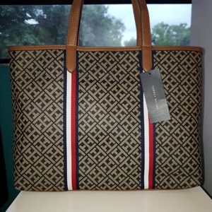Tommy Hilfiger Purse Tote Bag